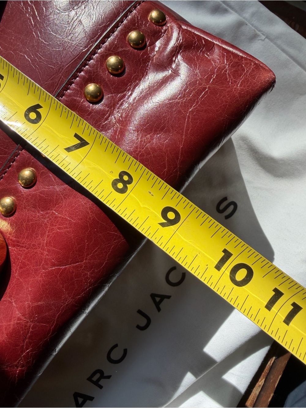NWT - MARC JACOBS Studded Leather Clutch Bag in Deep Burgundy - Picture 14 of 15